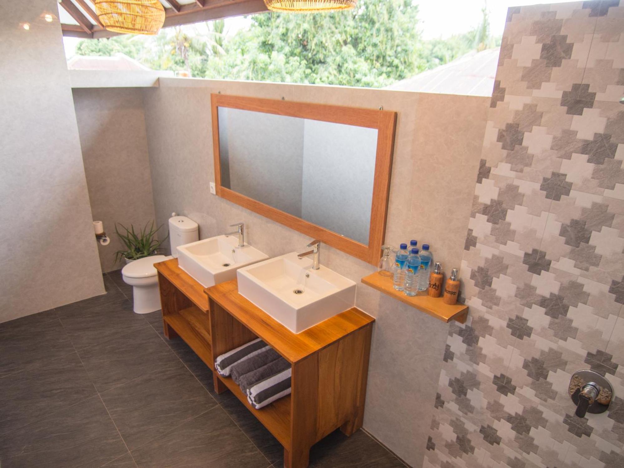 Coco Breeze Spa Hotel Gili Air Exteriér fotografie